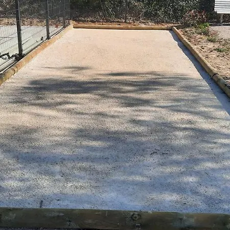 Ξενοδοχείο με διαμερίσματα Le Logis De Berianne Les Tourrettes