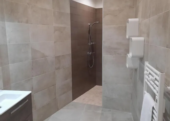 Le Logis De Bérianne Appart hôtel 3*