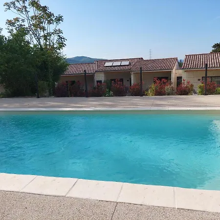 Hotel apartamentowy Le Logis De Berianne 3*