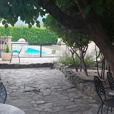 Le Logis De Berianne Hotel apartamentowy 3*